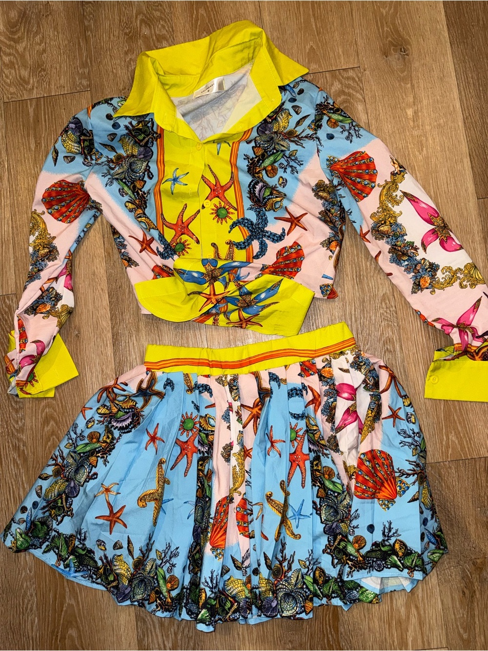 Source Unknown Yellow & Sky Blue Seashell Two-Piece Set
